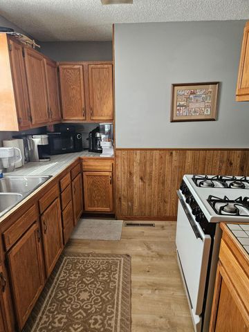 519 S 9th Street, Brainerd, MN 56401