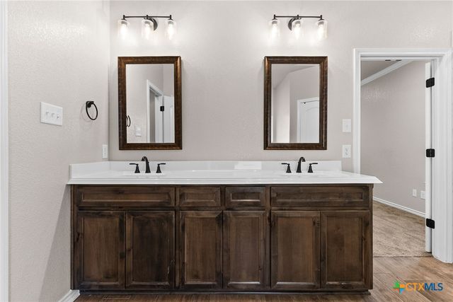 3408 Waggoner Drive, Belton, TX 76513