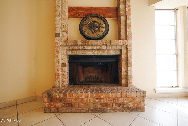 10214 Silver Strand Pl Place, El Paso, TX 79924