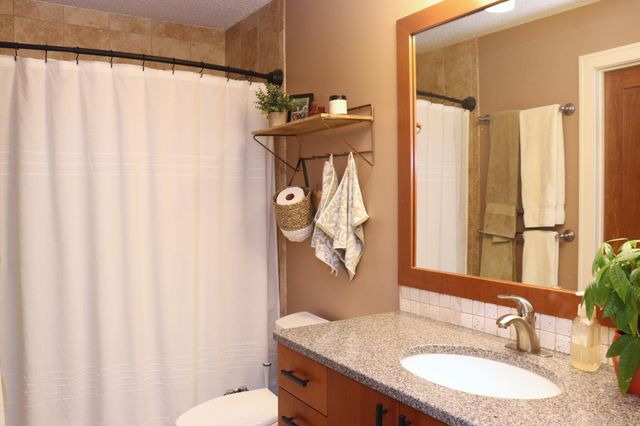 8365 Mitchell Road, Eden Prairie, MN 55347