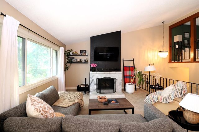 8365 Mitchell Road, Eden Prairie, MN 55347