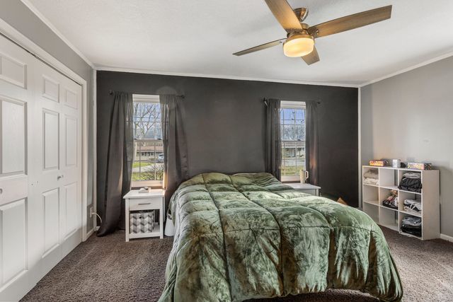 1351 W Pershing Road, Decatur, IL 62526