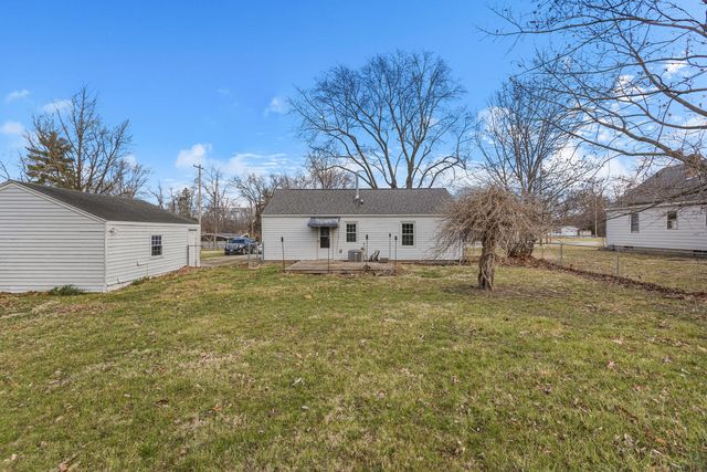 1351 W Pershing Road, Decatur, IL 62526