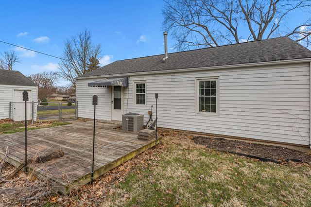 1351 W Pershing Road, Decatur, IL 62526