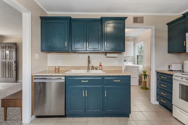 1351 W Pershing Road, Decatur, IL 62526