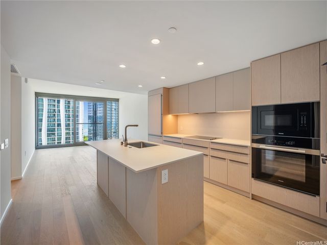 333 Ward Avenue 2506, Honolulu, HI 96814