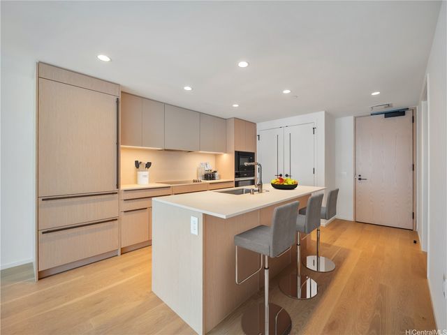 333 Ward Avenue 2506, Honolulu, HI 96814