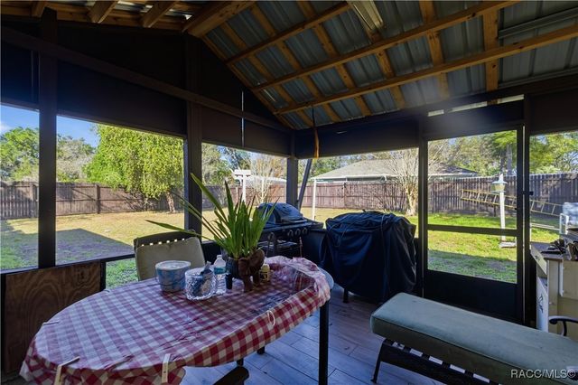 8963 N Joann Drive, Citrus Springs, FL 34434