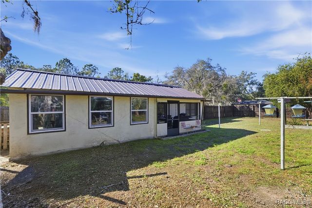 8963 N Joann Drive, Citrus Springs, FL 34434