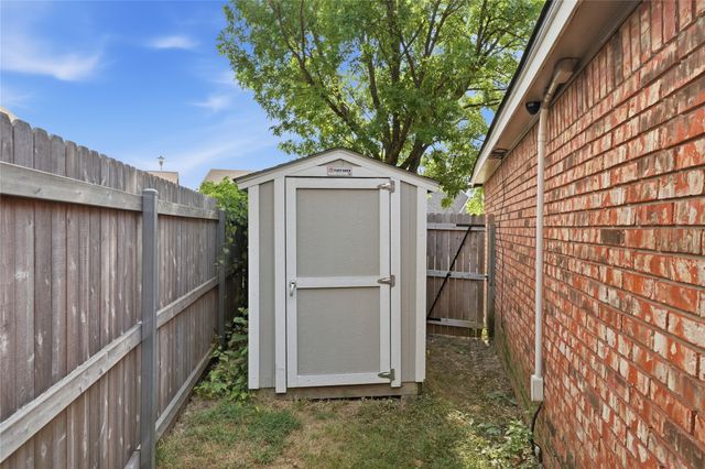 7724 S Hudson Avenue, Tulsa, OK 74136