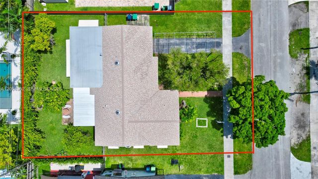 1730 SW 97th Place, Miami, FL 33165