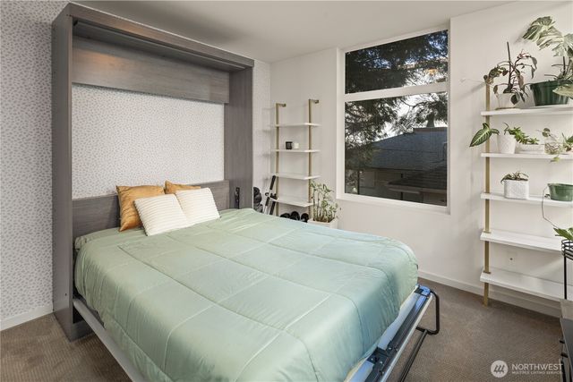 9242 A 17th Avenue SW, Seattle, WA 98106