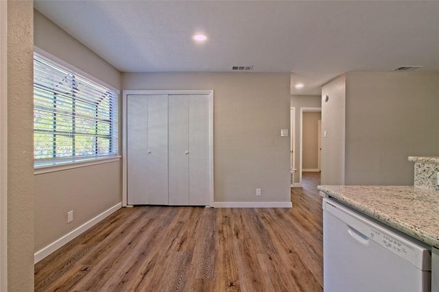 401 Hedgewood DR C, Georgetown, TX 78628