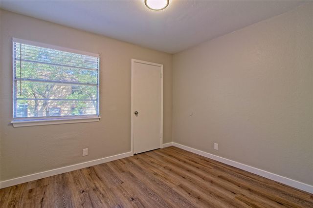 401 Hedgewood DR C, Georgetown, TX 78628