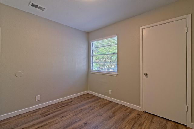 401 Hedgewood DR C, Georgetown, TX 78628