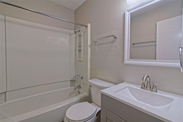 401 Hedgewood DR C, Georgetown, TX 78628