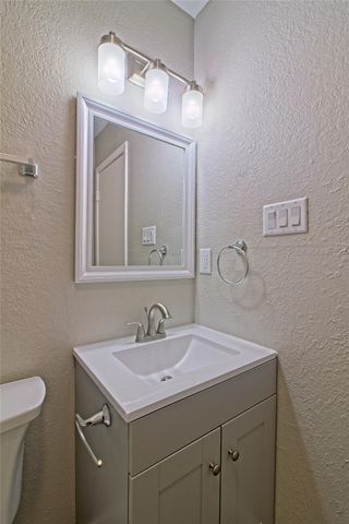 401 Hedgewood DR C, Georgetown, TX 78628