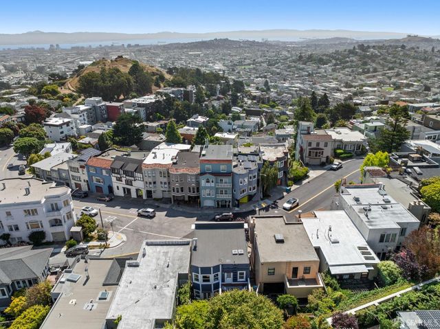 408 Roosevelt Way, San Francisco, CA 94114