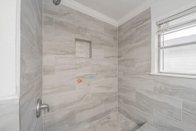 415 Gober Street, Houston, TX 77017
