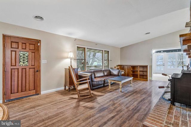 1651 PARIS OAKS RD, Owings, MD 20736