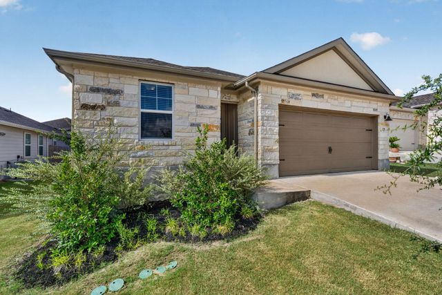 228 El Capitan LOOP, Dripping Springs, TX 78620