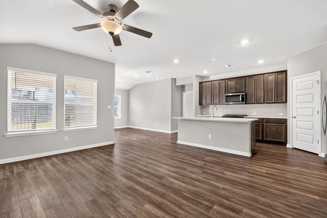 228 El Capitan LOOP, Dripping Springs, TX 78620
