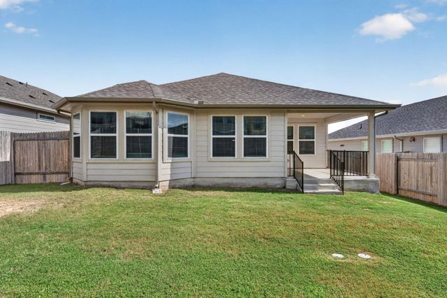 228 El Capitan LOOP, Dripping Springs, TX 78620
