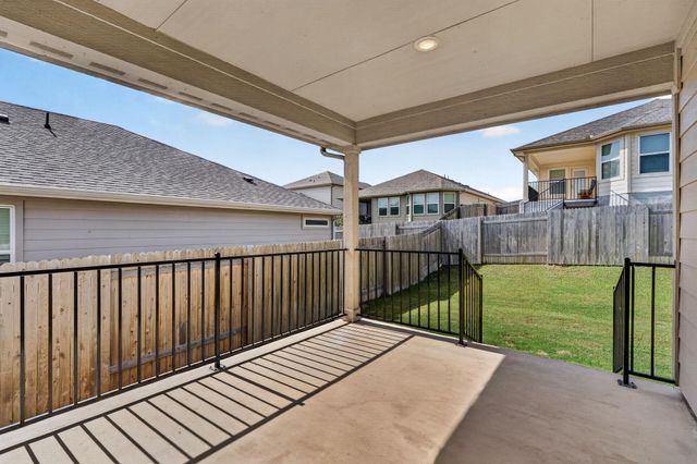 228 El Capitan LOOP, Dripping Springs, TX 78620
