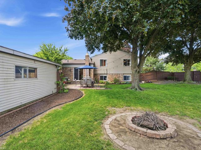 13466 Wessel Court, Sterling Heights, MI 48313