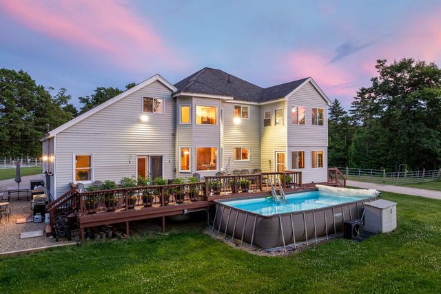 307 E Ricker Road, Loudon, NH 03307