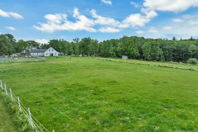307 E Ricker Road, Loudon, NH 03307