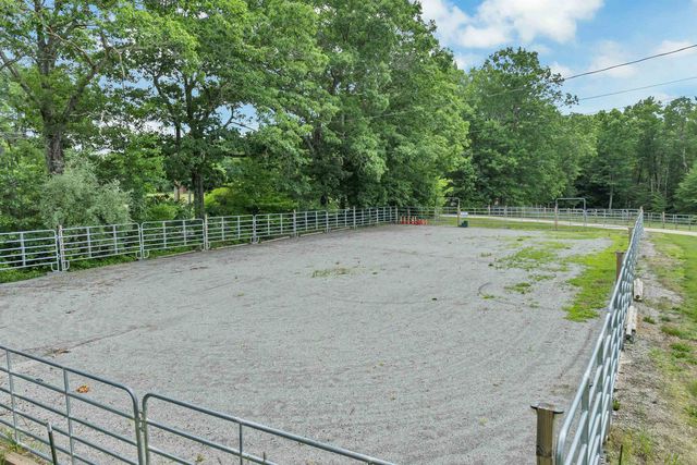 307 E Ricker Road, Loudon, NH 03307