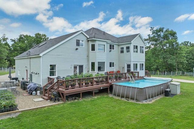 307 E Ricker Road, Loudon, NH 03307