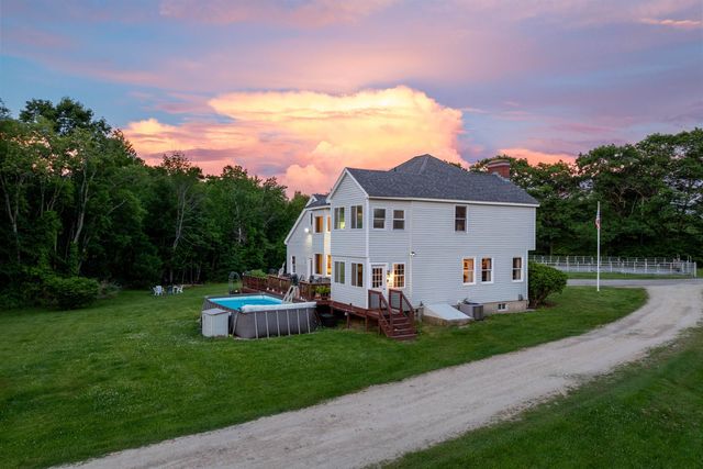 307 E Ricker Road, Loudon, NH 03307
