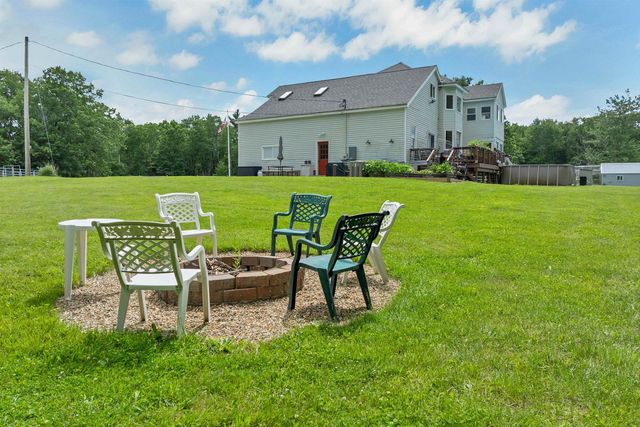 307 E Ricker Road, Loudon, NH 03307