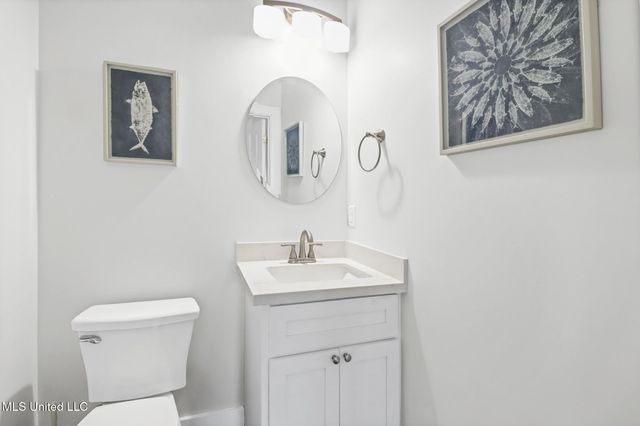 47 Oak Alley Lane, Long Beach, MS 39560