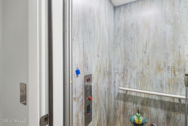 47 Oak Alley Lane, Long Beach, MS 39560