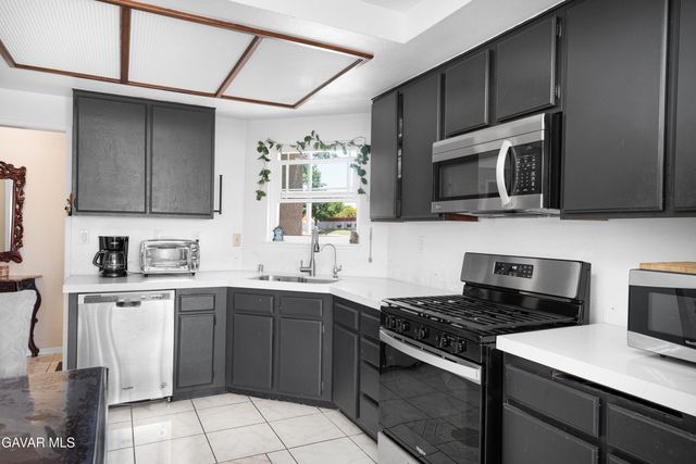 37603 Melton Avenue, Palmdale, CA 93550