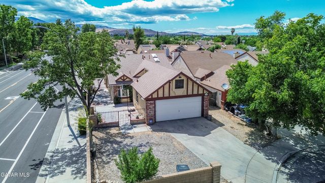 37603 Melton Avenue, Palmdale, CA 93550