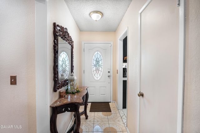 37603 Melton Avenue, Palmdale, CA 93550