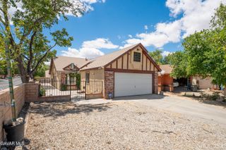 37603 Melton Avenue, Palmdale, CA 93550