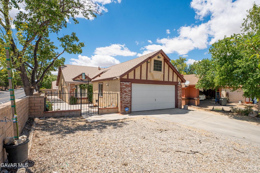 37603 Melton Avenue, Palmdale, CA 93550