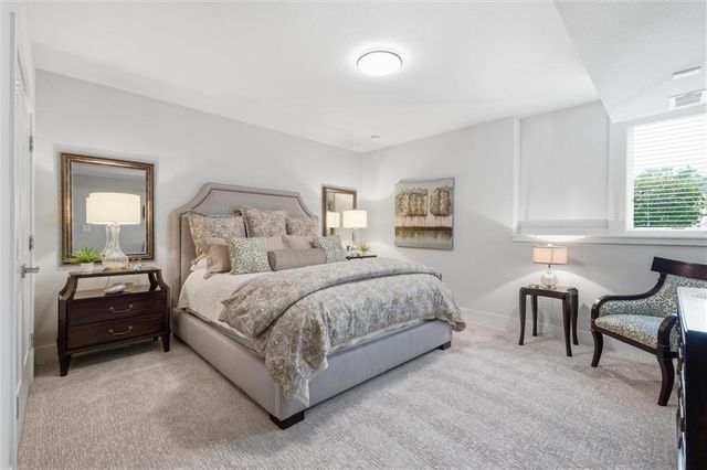 3 Spavinaw Court, Lake Winnebago, MO 64034