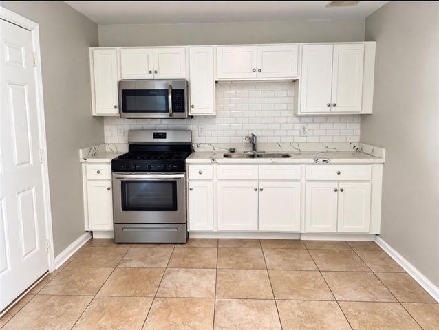6550 Athey Court, Mobile, AL 36608