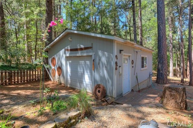 6487 Perry Road, Magalia, CA 95954