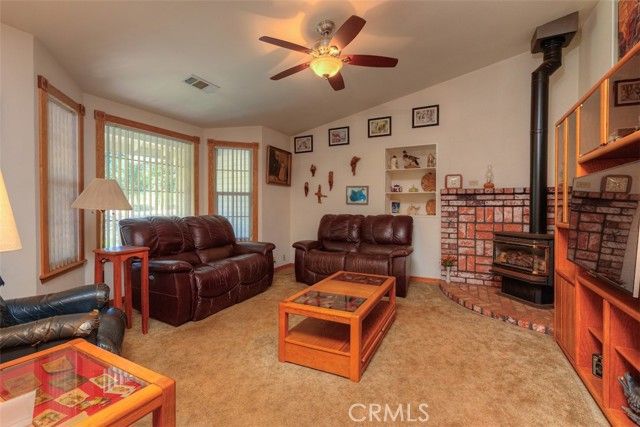 6487 Perry Road, Magalia, CA 95954