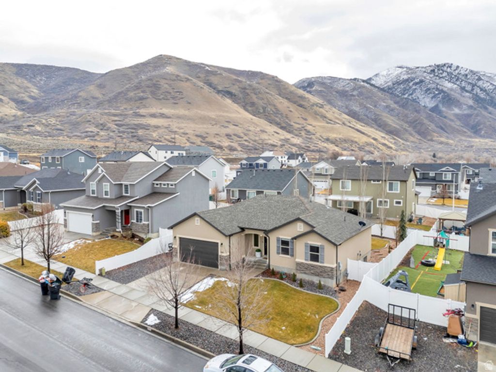 Image 2 of property listing at 245 W 1770 S, Payson, UT 84651