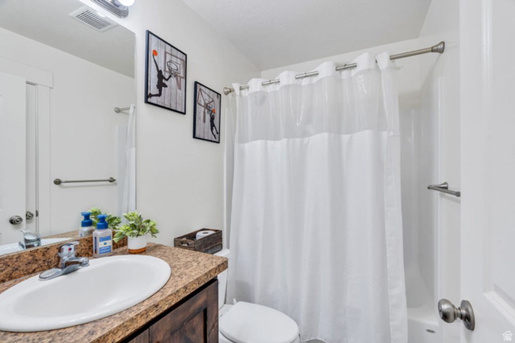 Image 13 of property listing at 245 W 1770 S, Payson, UT 84651