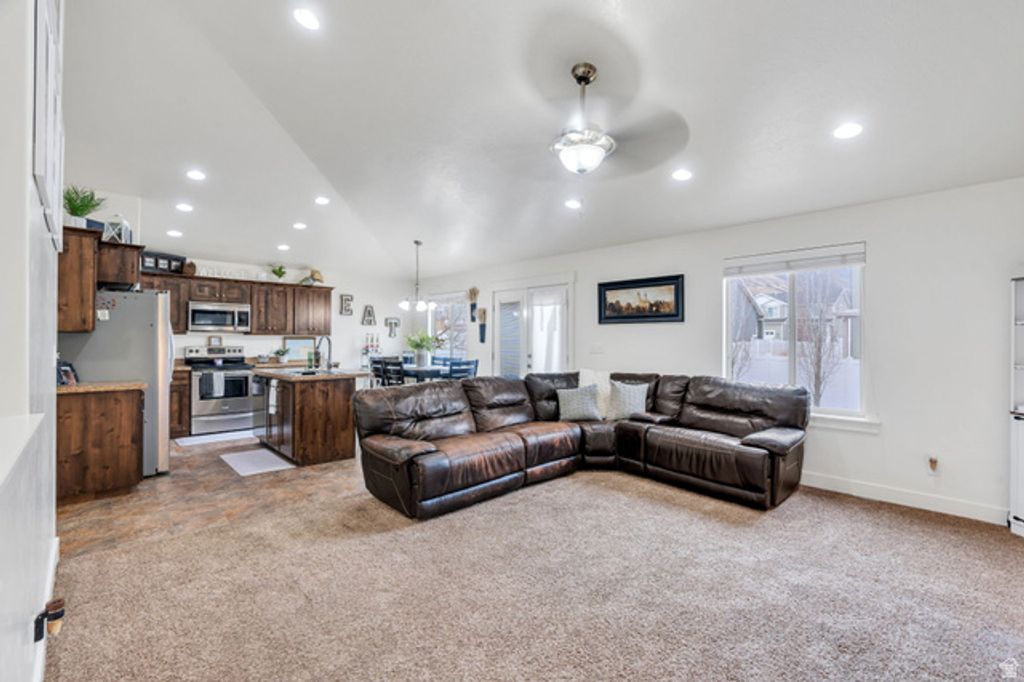 Image 8 of property listing at 245 W 1770 S, Payson, UT 84651