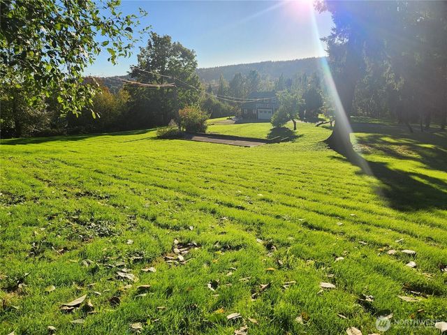 9859 Redmond Woodinville Road NE, Redmond, WA 98052